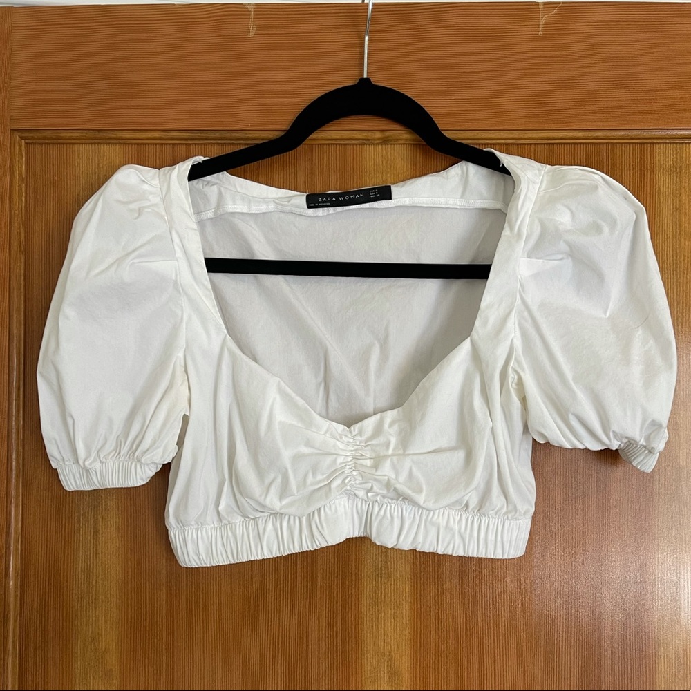 Zara puffy sleeve crop top